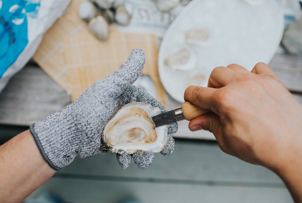 Protecting Your Hands While Shucking